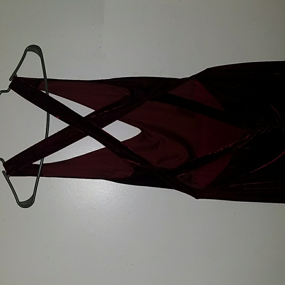 Dress - Picture 3 of 4